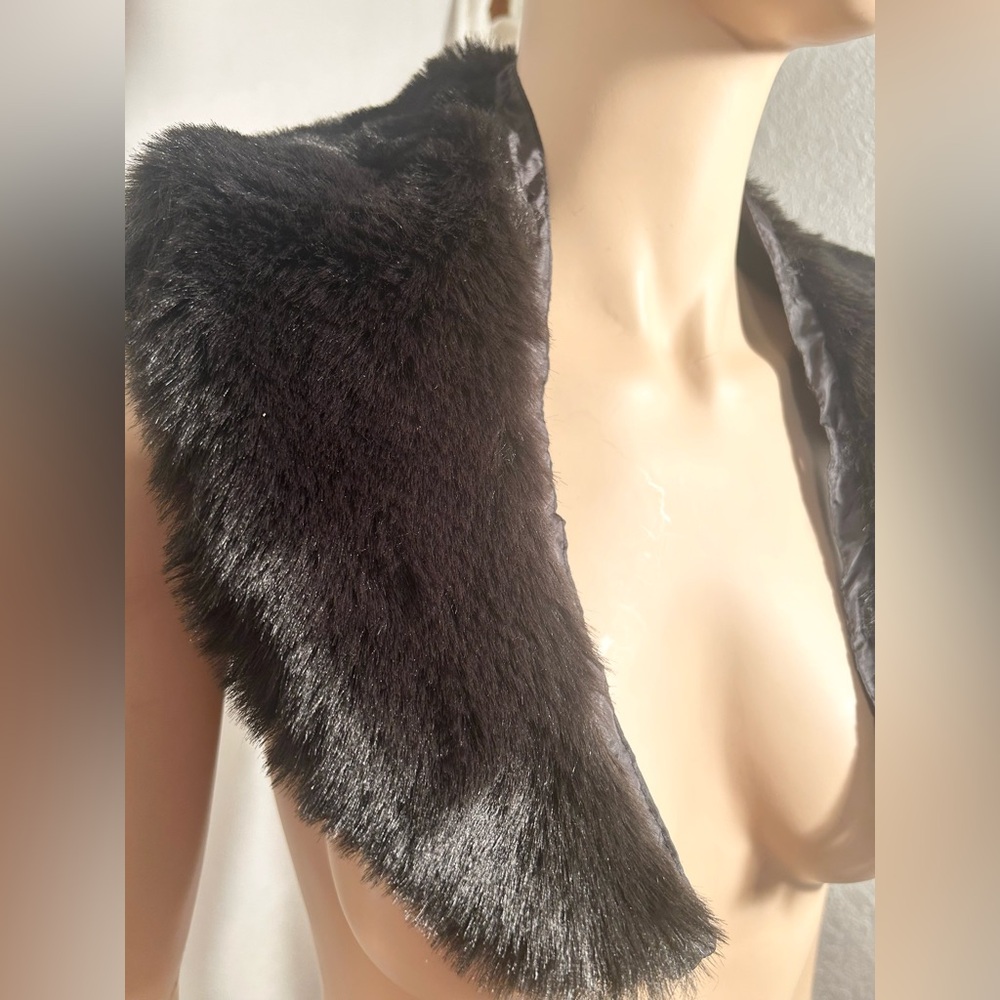 BLACK FAUX FUR DETACHABLE COLLAR WRAP